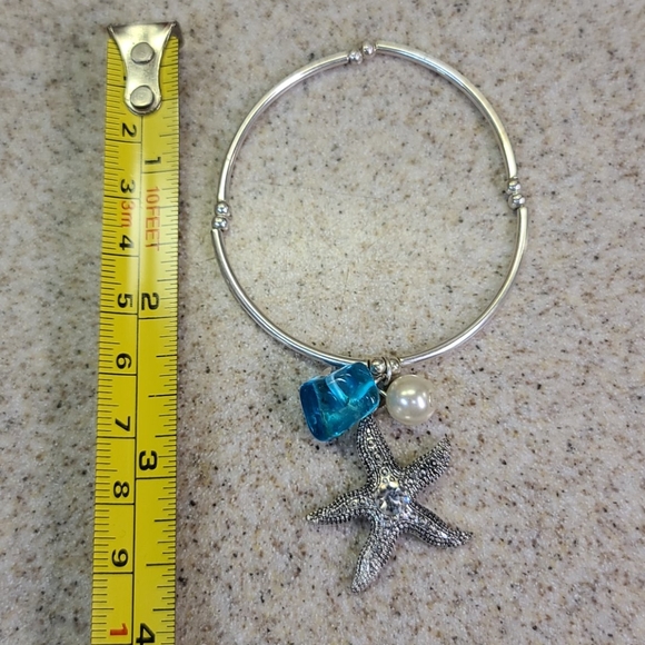 Bracelet Star Fish . Silver/Teal/Pearl look. Strtc - Picture 2 of 5